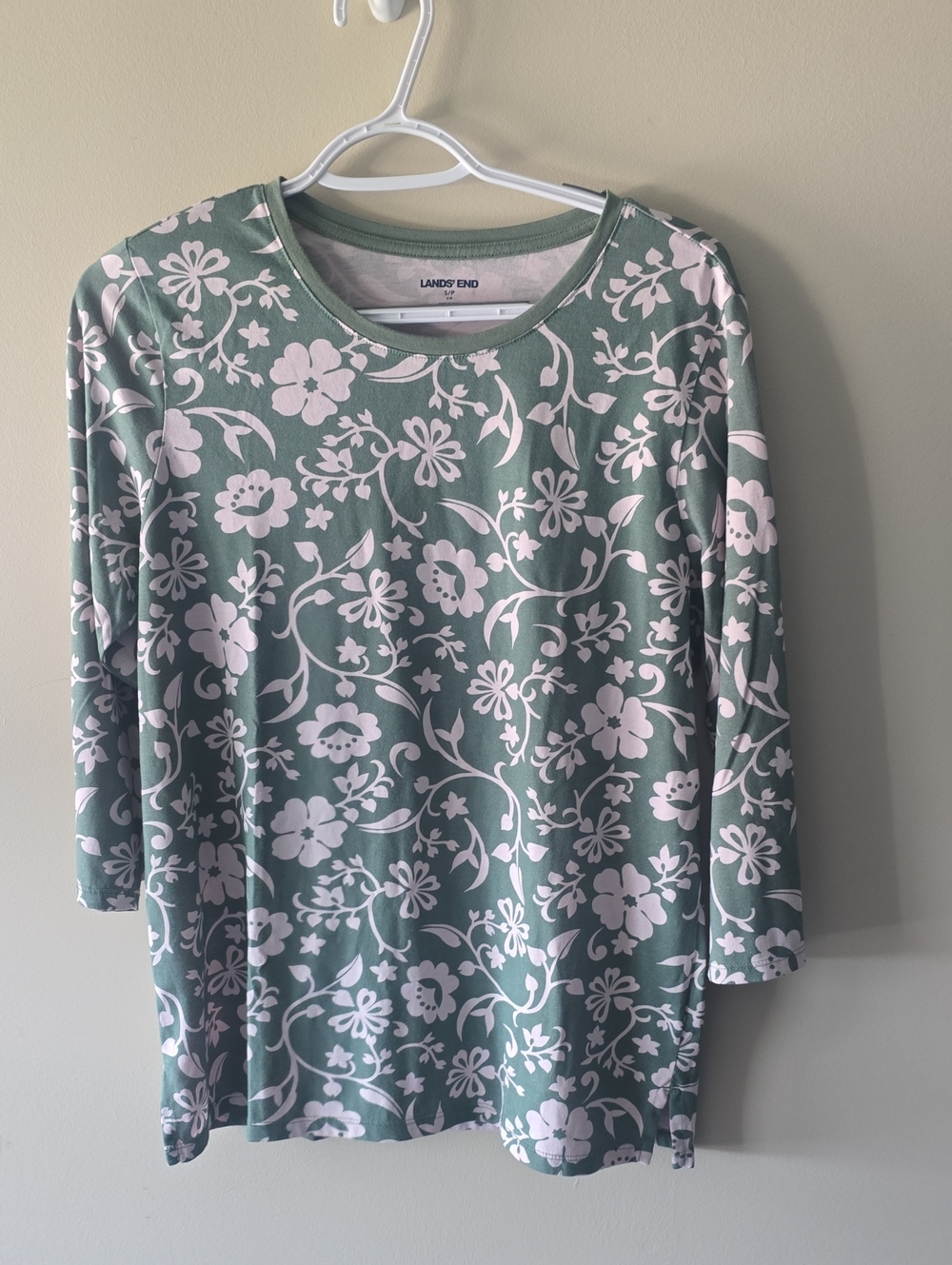 LANDS' END 3/4 Length Cotton Floral Tee
